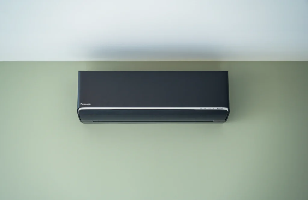 Airco wandmodel, geplaatst in Ardooie